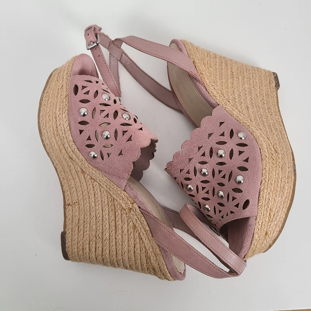 Marc Fisher Hata Nude Blush Pink Woven Wedge Eyelet Metal Dots Platform Heel 7.5
